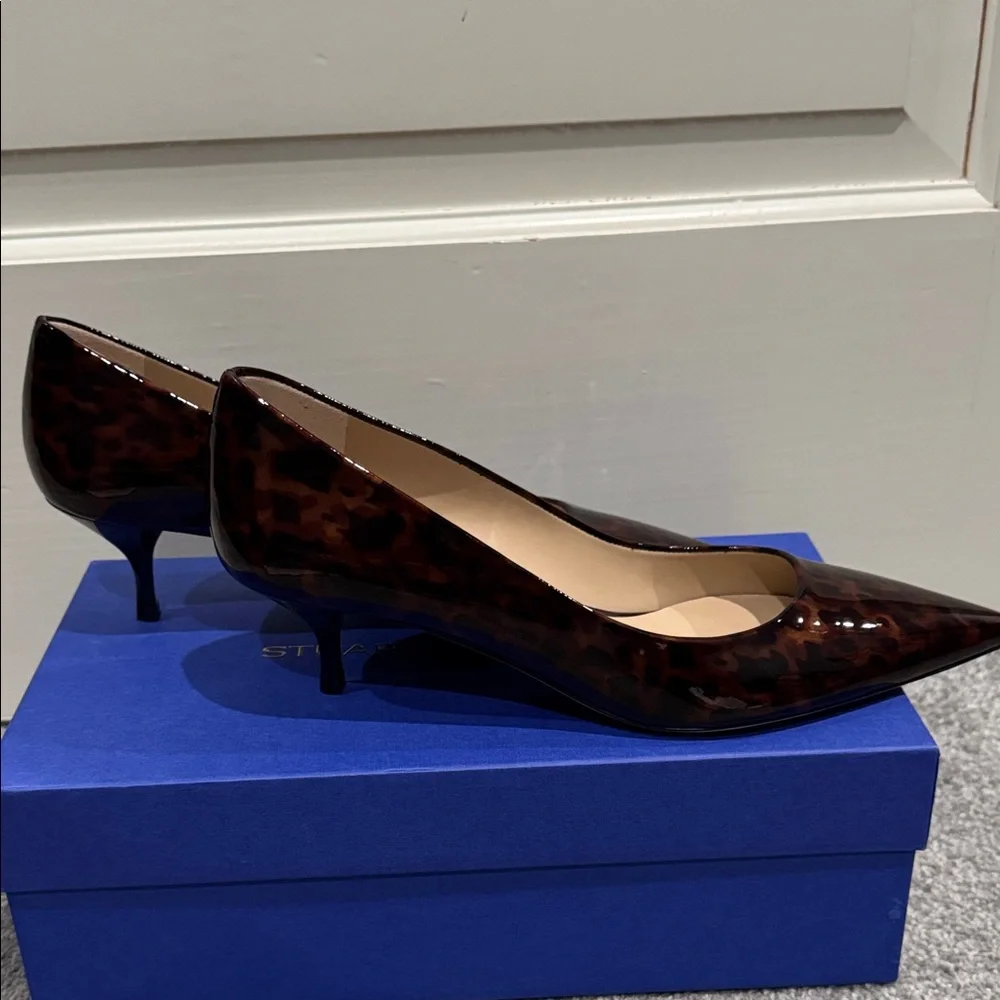 Stuart Weitzman “Stuart Power 50” Patent Pumps Brown in tortoise-print leather - Picture 4 of 8